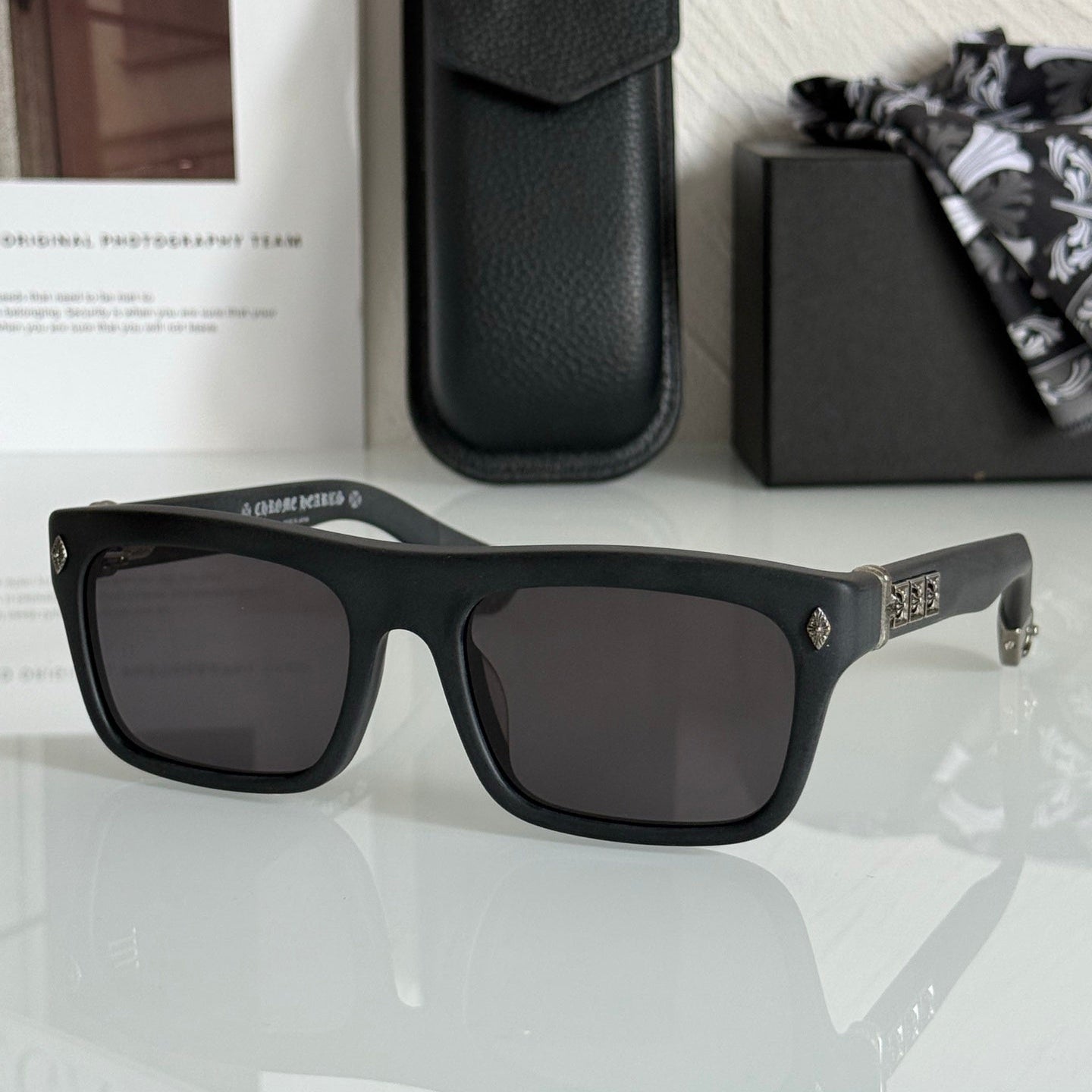 Sluss Bussin Sunglasses 57-19-137