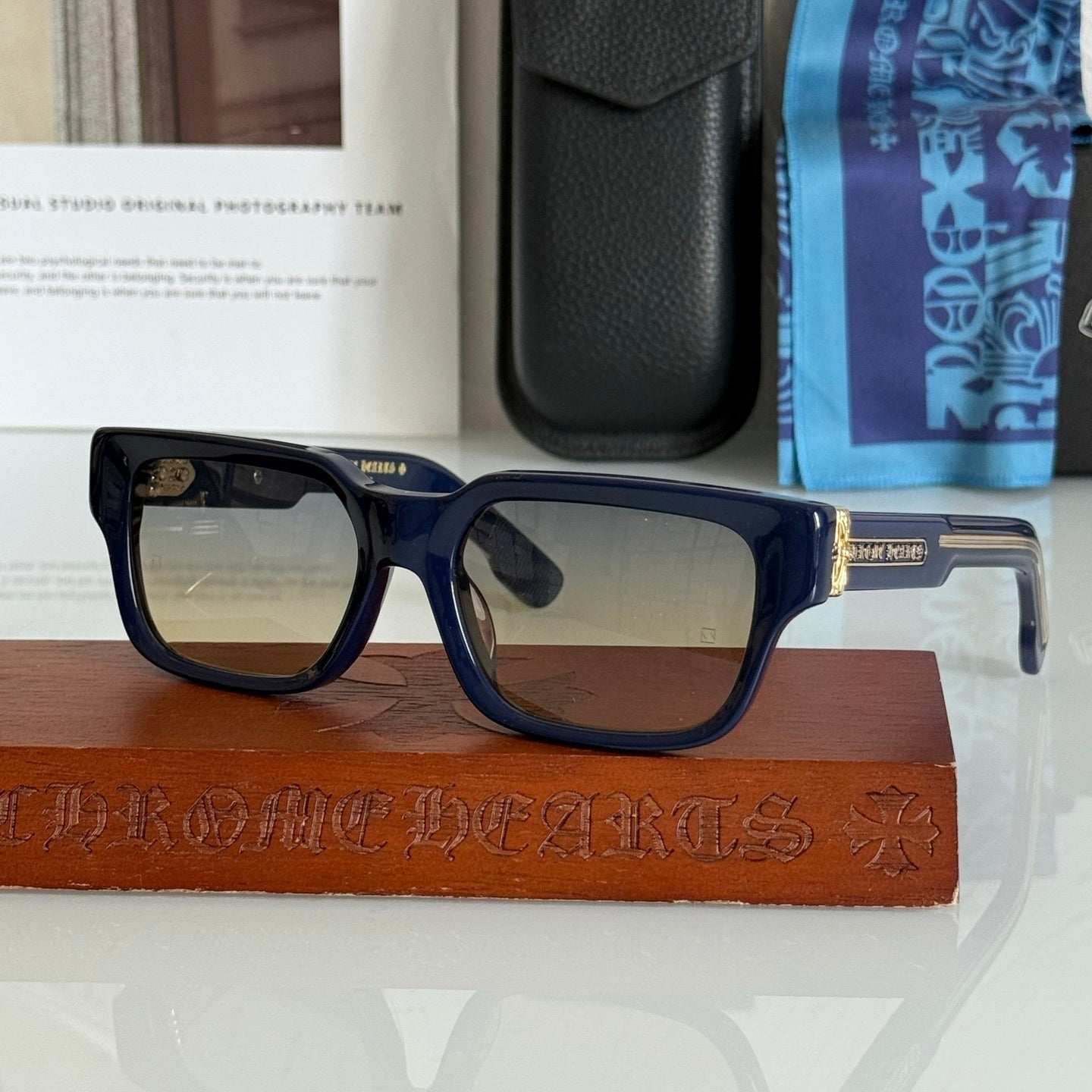 2 Thick Sunglasses 55-18-148