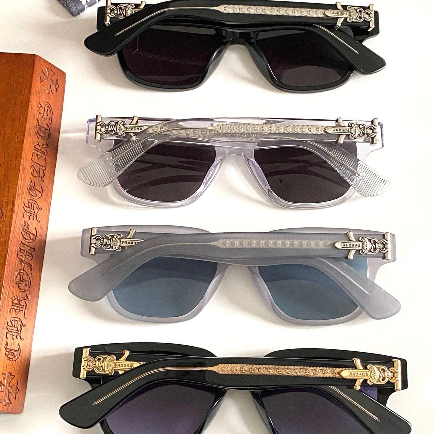 Vagillionaire Sunglasses 56-19-153